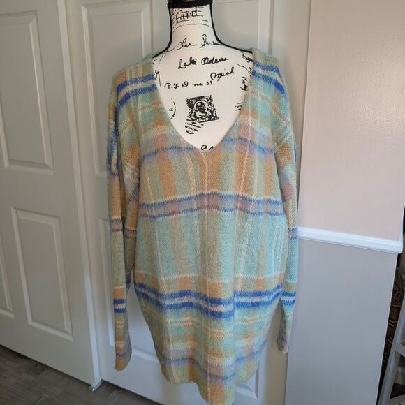 Free People Sweaters - Free People Primrose Plaid Tunic
